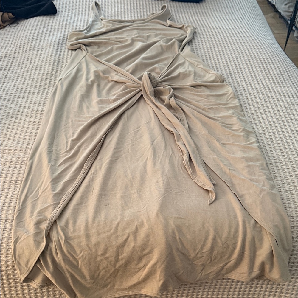 GAP Beige Maxi Dress